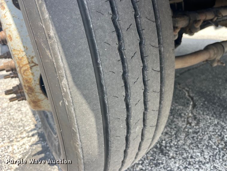 image for item EK8623 2008 Ford F550 Super Duty XL bucket truck