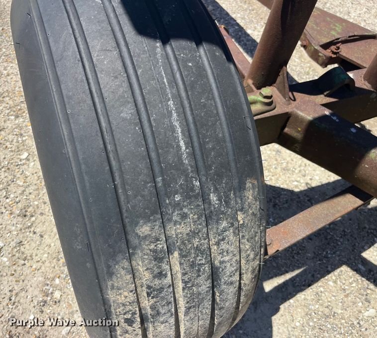 image for item EK8642 Running gear