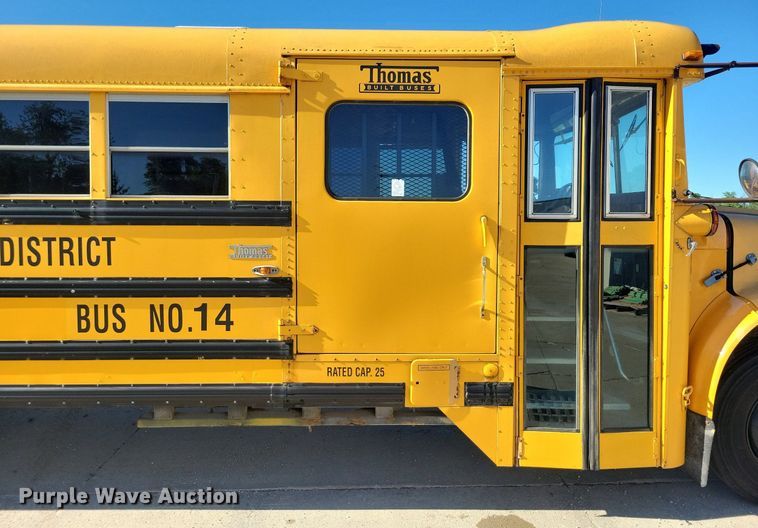 image for item KA9996 1998 Thomas Built 1010S school bus