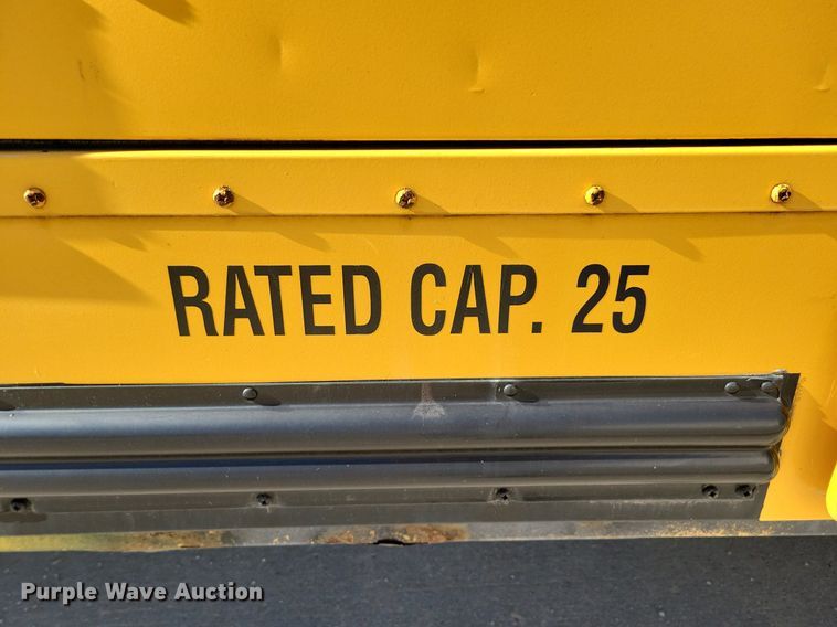 image for item KA9996 1998 Thomas Built 1010S school bus