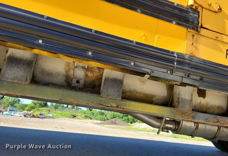 image for item KA9996 1998 Thomas Built 1010S school bus