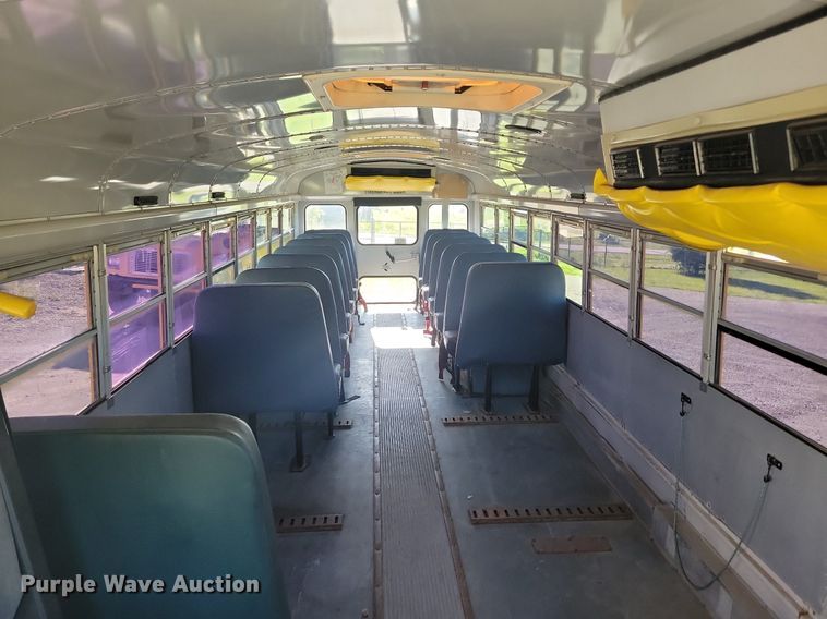 image for item KA9996 1998 Thomas Built 1010S school bus