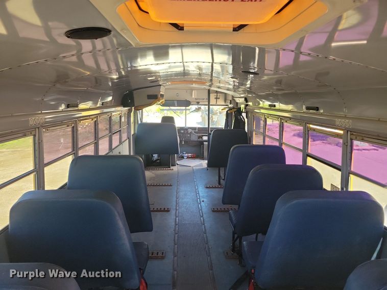 image for item KA9996 1998 Thomas Built 1010S school bus