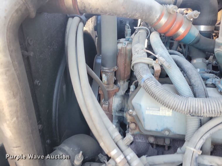 image for item KA9996 1998 Thomas Built 1010S school bus