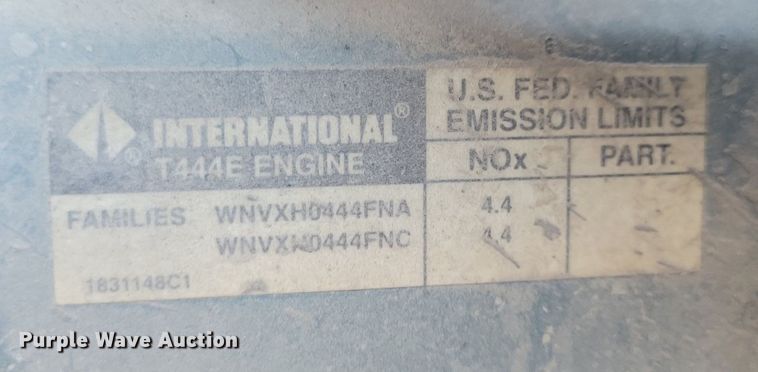 image for item KA9996 1998 Thomas Built 1010S school bus