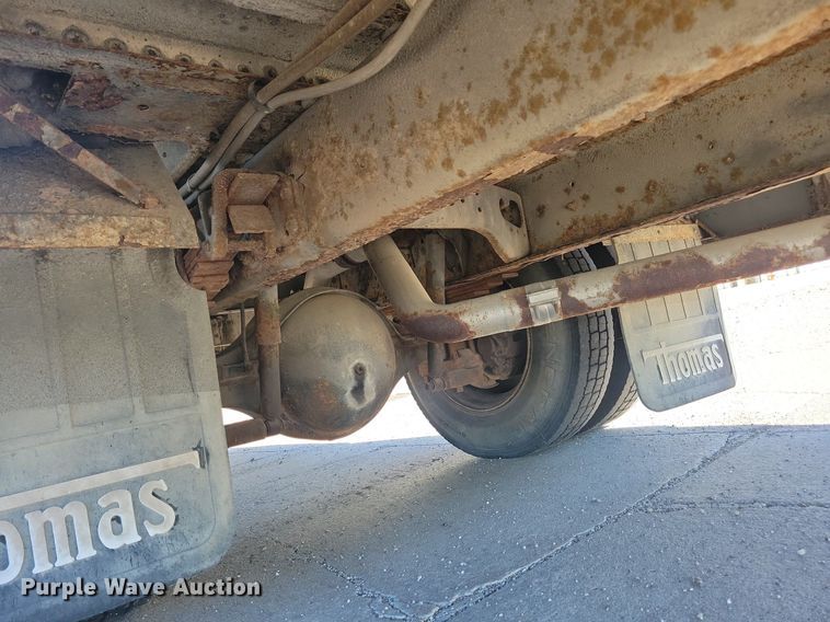 image for item KA9996 1998 Thomas Built 1010S school bus