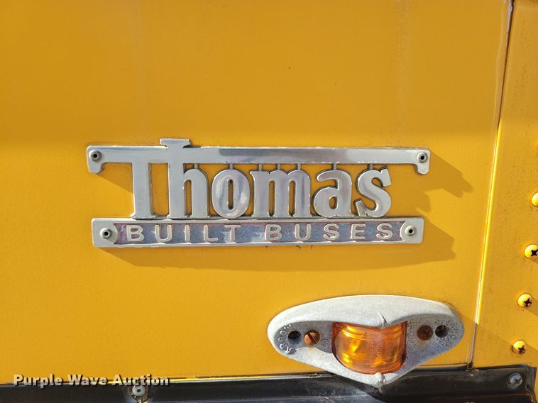 image for item KA9996 1998 Thomas Built 1010S school bus