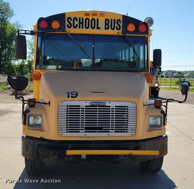 image for item KA9997 2005 Thomas Built 120PS school bus