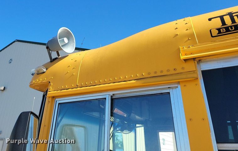 image for item KA9997 2005 Thomas Built 120PS school bus