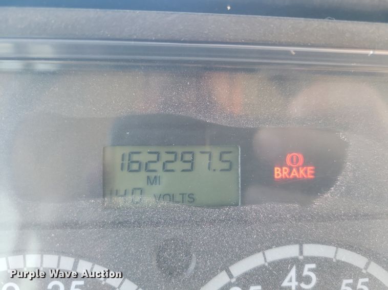 image for item KA9997 2005 Thomas Built 120PS school bus