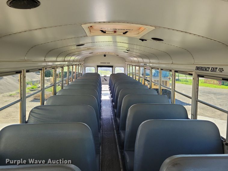 image for item KA9997 2005 Thomas Built 120PS school bus