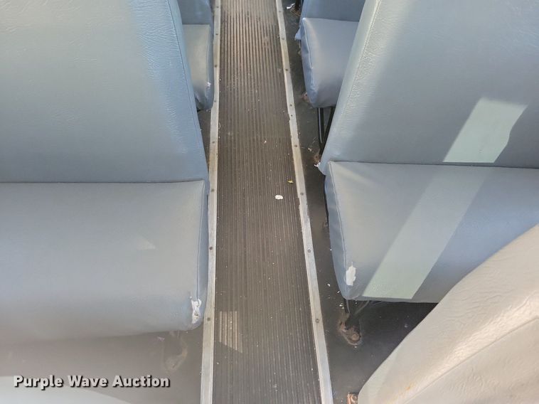 image for item KA9997 2005 Thomas Built 120PS school bus