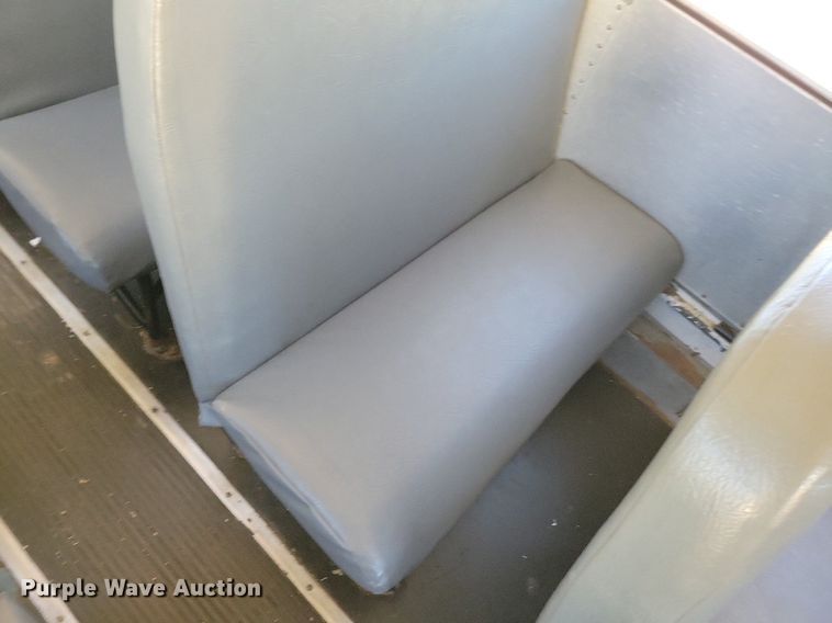 image for item KA9997 2005 Thomas Built 120PS school bus