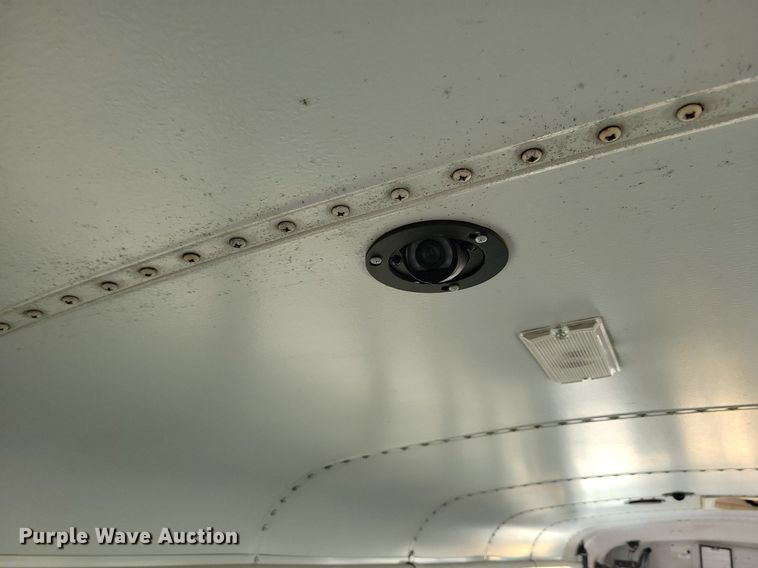 image for item KA9997 2005 Thomas Built 120PS school bus