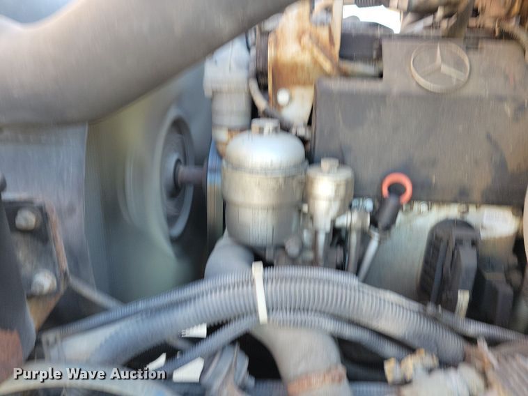 image for item KA9997 2005 Thomas Built 120PS school bus