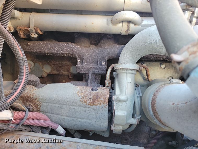 image for item KA9997 2005 Thomas Built 120PS school bus