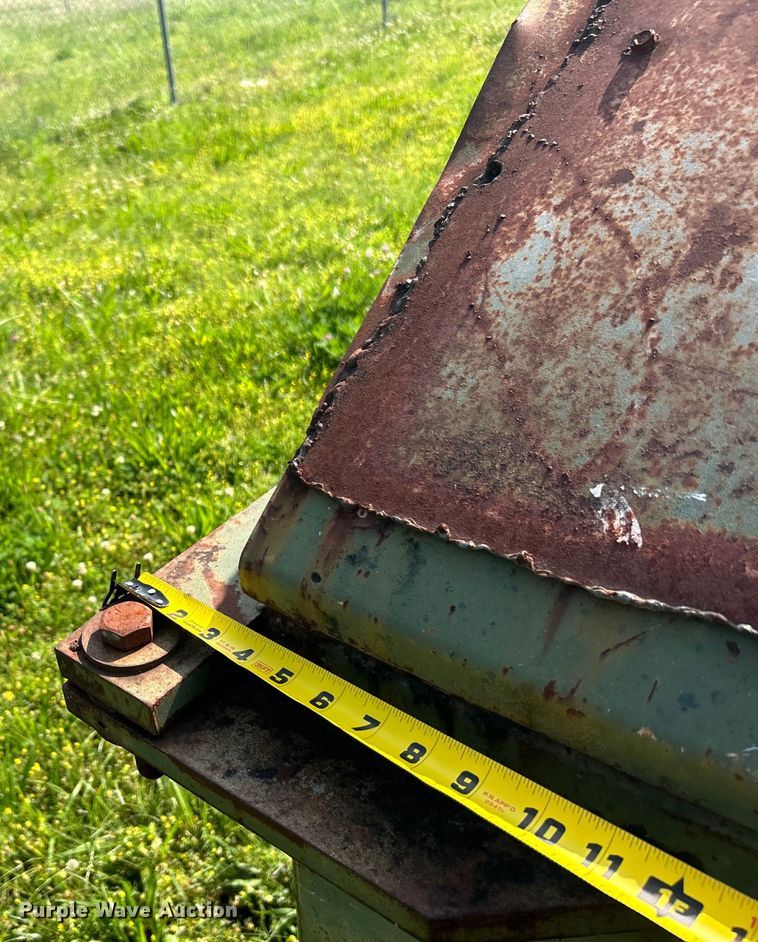 image for item NB9396 Roll-off container