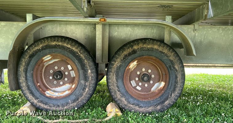 image for item NB9400 2005 Century Industries LLC mobile stage