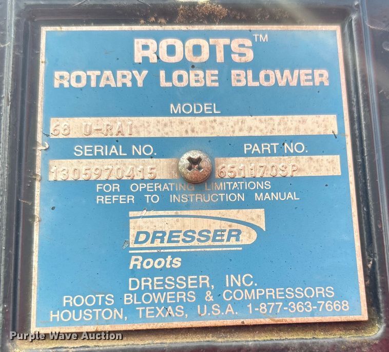 image for item NB9401 1998 International  4700 pothole patcher truck