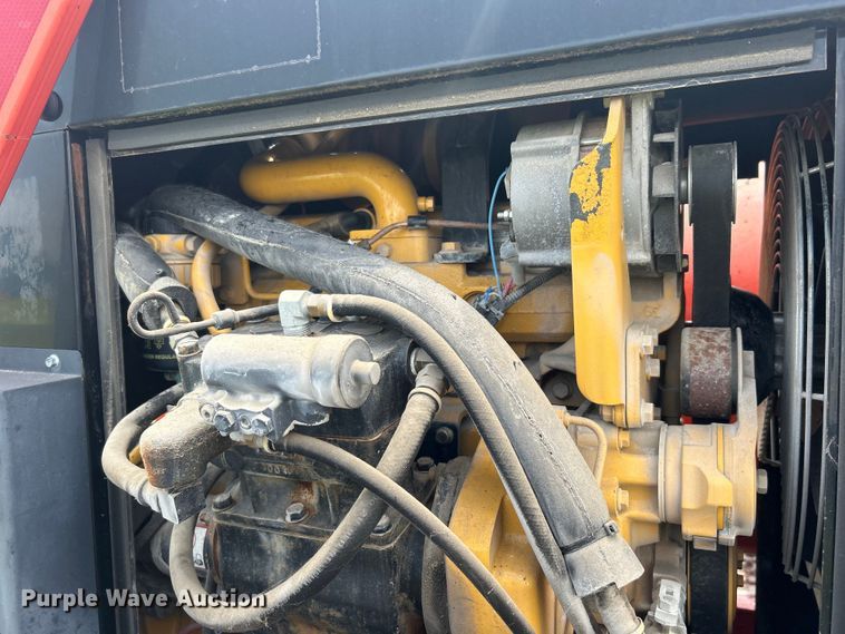 image for item NB9401 1998 International  4700 pothole patcher truck