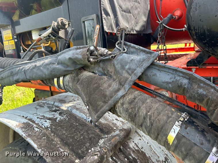 image for item NB9401 1998 International  4700 pothole patcher truck