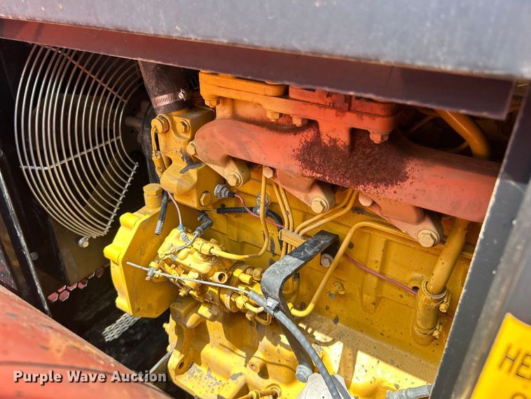 image for item NB9401 1998 International  4700 pothole patcher truck