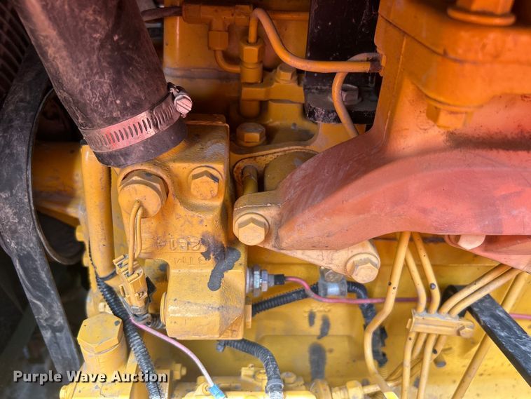 image for item NB9401 1998 International  4700 pothole patcher truck