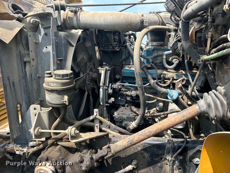 image for item NB9401 1998 International  4700 pothole patcher truck