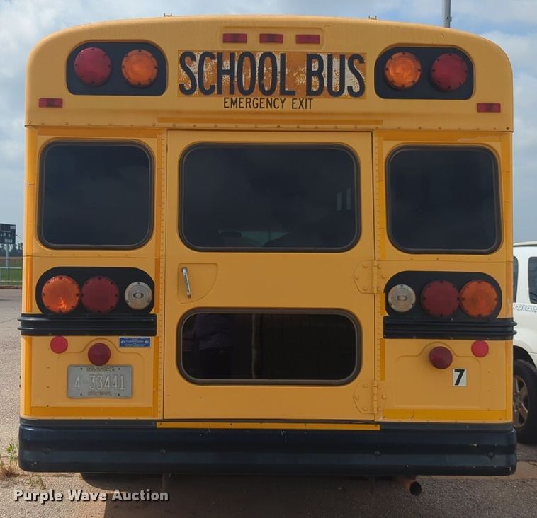 image for item NG9778 2001 Chevrolet Express G3500 school bus