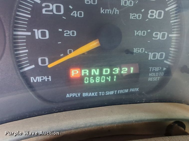 image for item NG9778 2001 Chevrolet Express G3500 school bus