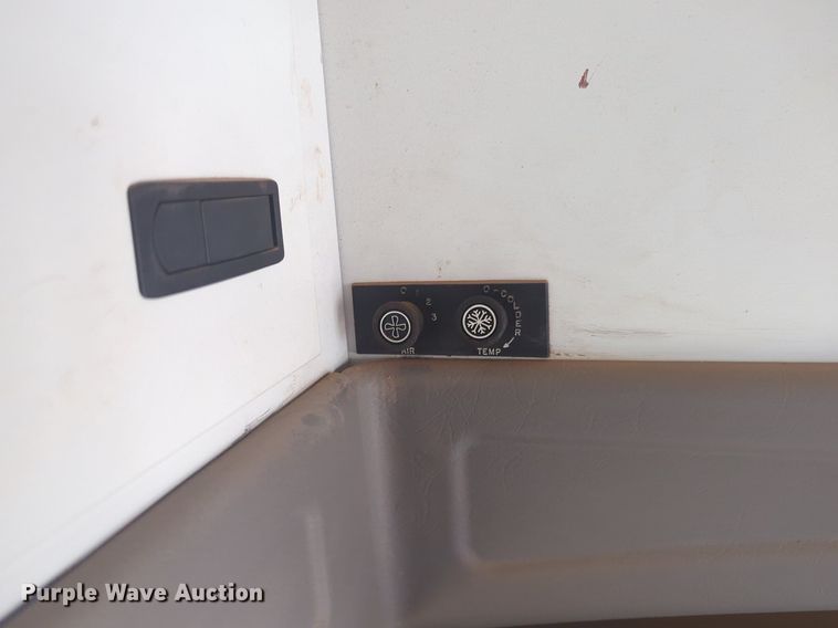 image for item NG9778 2001 Chevrolet Express G3500 school bus