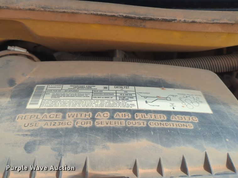 image for item NG9778 2001 Chevrolet Express G3500 school bus