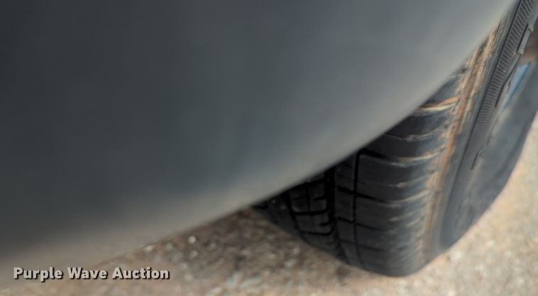 image for item NG9778 2001 Chevrolet Express G3500 school bus