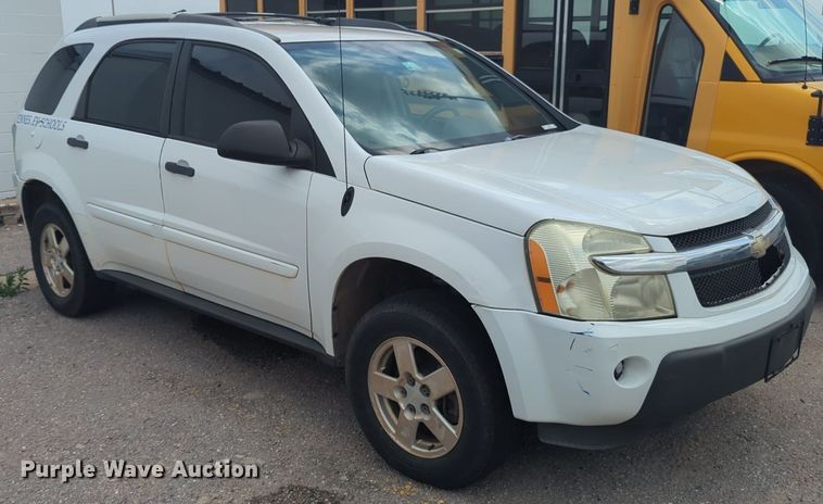 image for item NG9779 2005 Chevrolet Equinox LS SUV