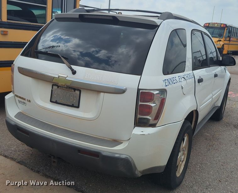 image for item NG9779 2005 Chevrolet Equinox LS SUV