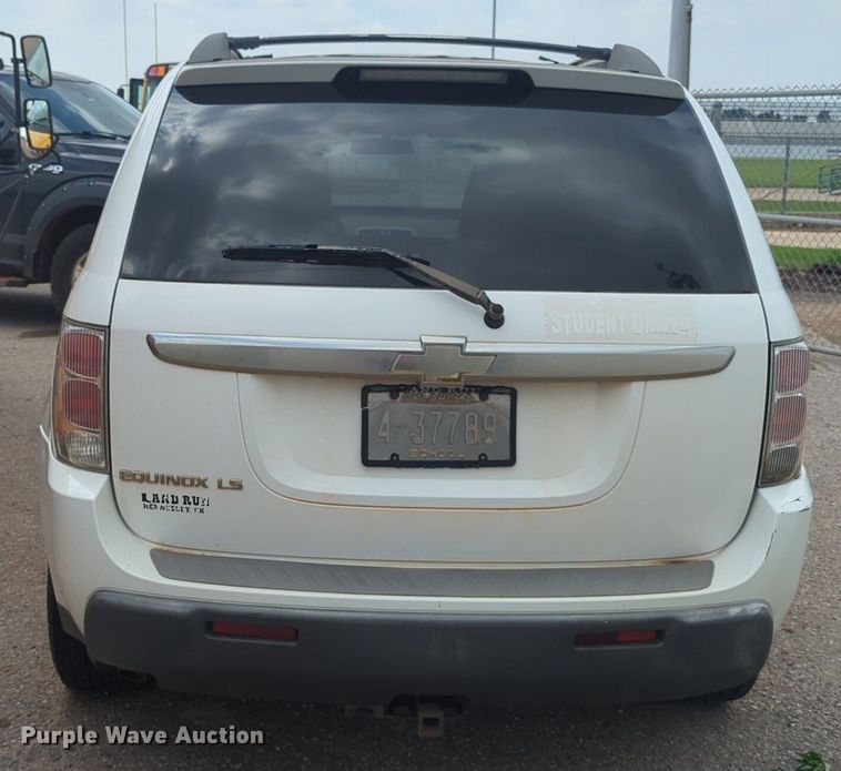image for item NG9779 2005 Chevrolet Equinox LS SUV