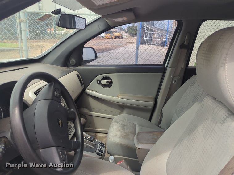 image for item NG9779 2005 Chevrolet Equinox LS SUV