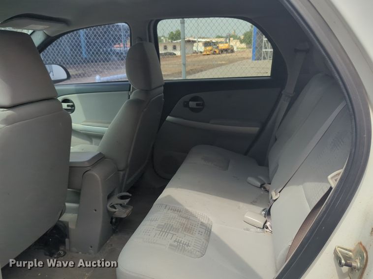 image for item NG9779 2005 Chevrolet Equinox LS SUV