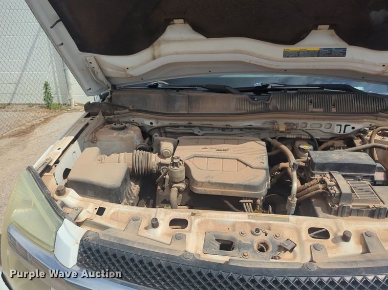 image for item NG9779 2005 Chevrolet Equinox LS SUV