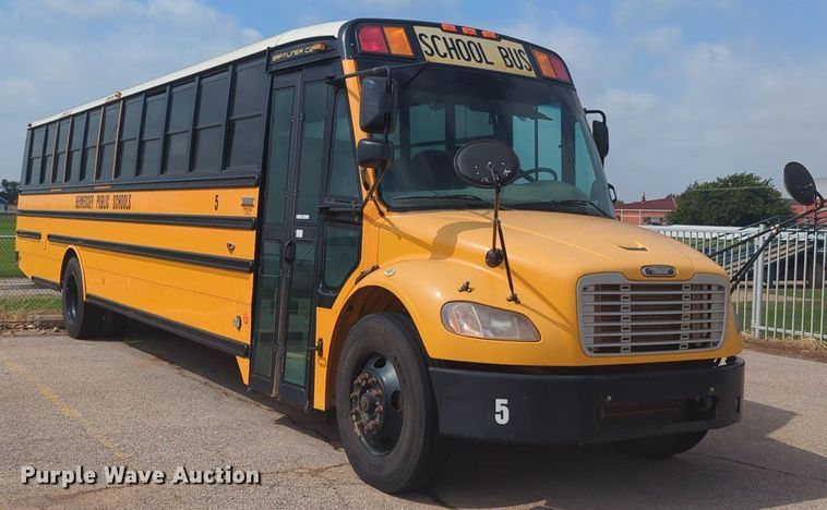 image for item NG9780 2010 Thomas B2 school bus
