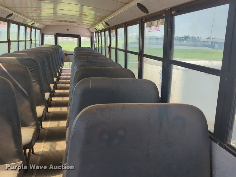 image for item NG9780 2010 Thomas B2 school bus