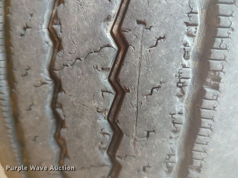 image for item NG9780 2010 Thomas B2 school bus