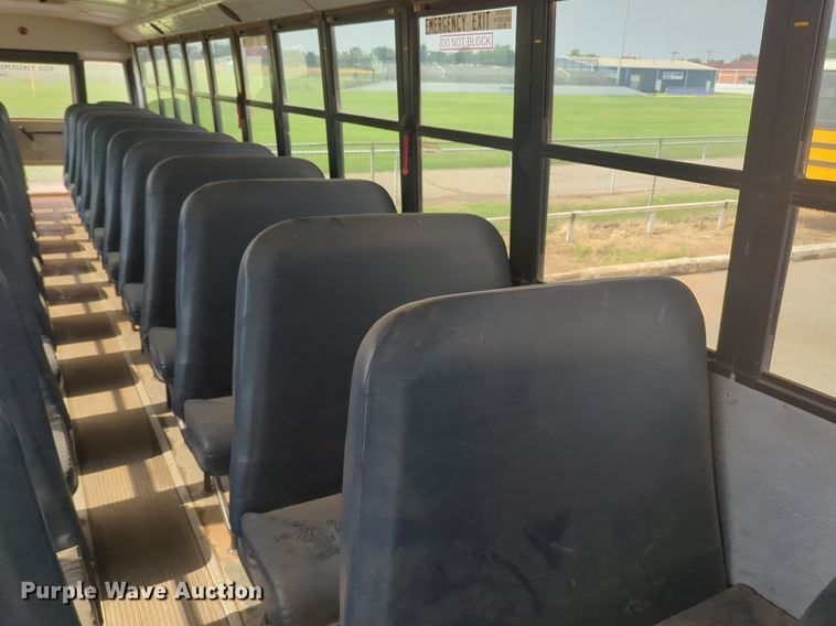 image for item NG9781 2010 Freightliner B2 school bus