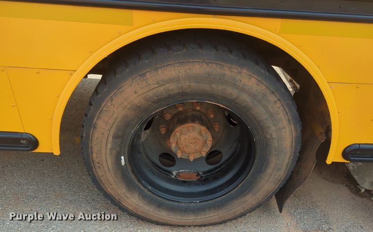 image for item NG9781 2010 Freightliner B2 school bus