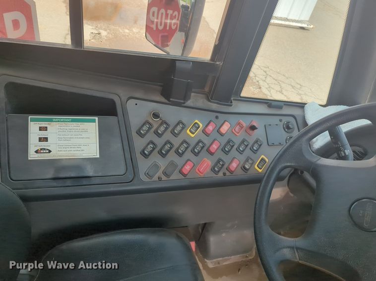 image for item NG9782 2014 Freightliner B2 school bus