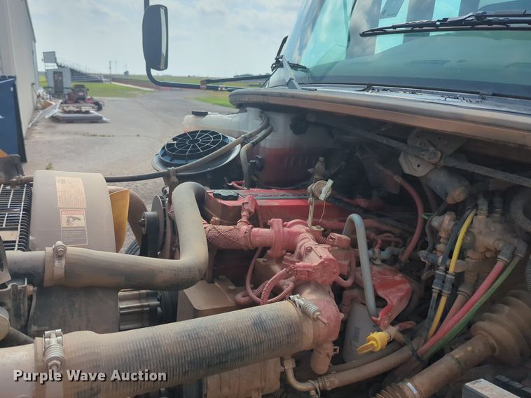 image for item NG9782 2014 Freightliner B2 school bus