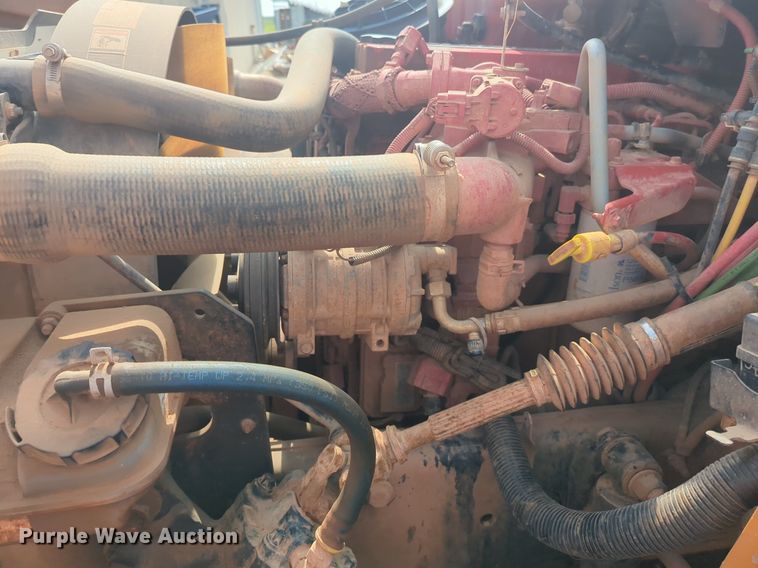 image for item NG9782 2014 Freightliner B2 school bus