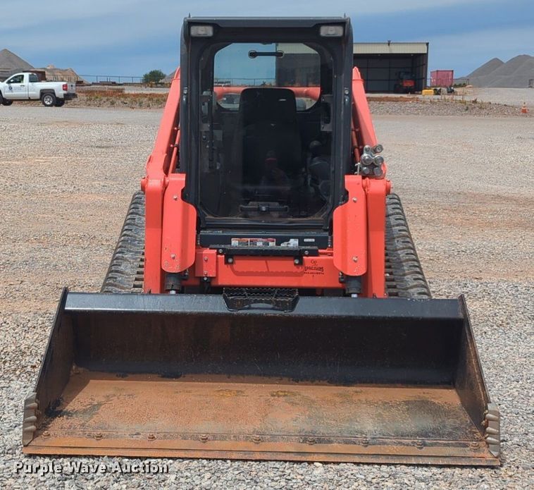 image for item NG9801 2022 Kubota SVL97-2 tracked skid steer loader