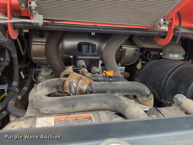 image for item NG9801 2022 Kubota SVL97-2 tracked skid steer loader