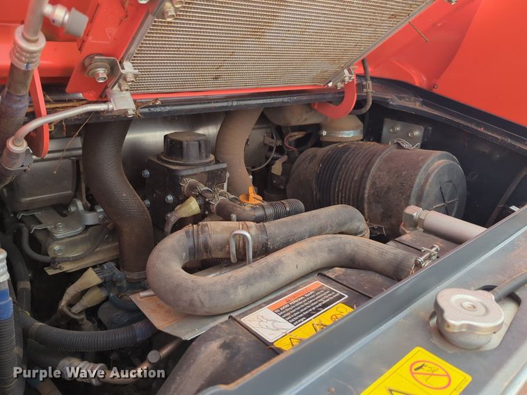 image for item NG9802 2022 Kubota SVL97-2 tracked skid steer loader